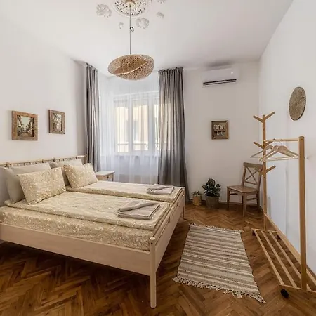 Bohohome 2 Next To The Main Street * Sofia