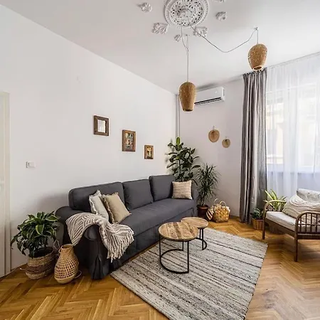 Apartament Bohohome 2 Next To The Main Street