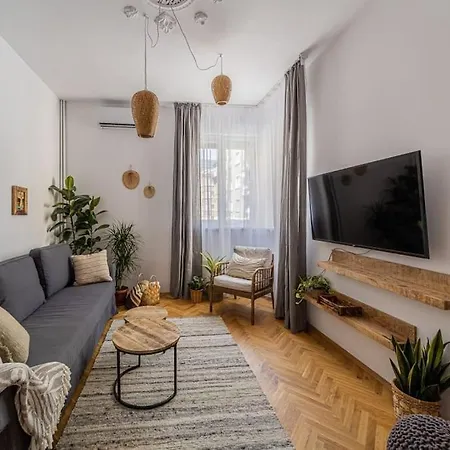 Apartament Bohohome 2 Next To The Main Street Sofia